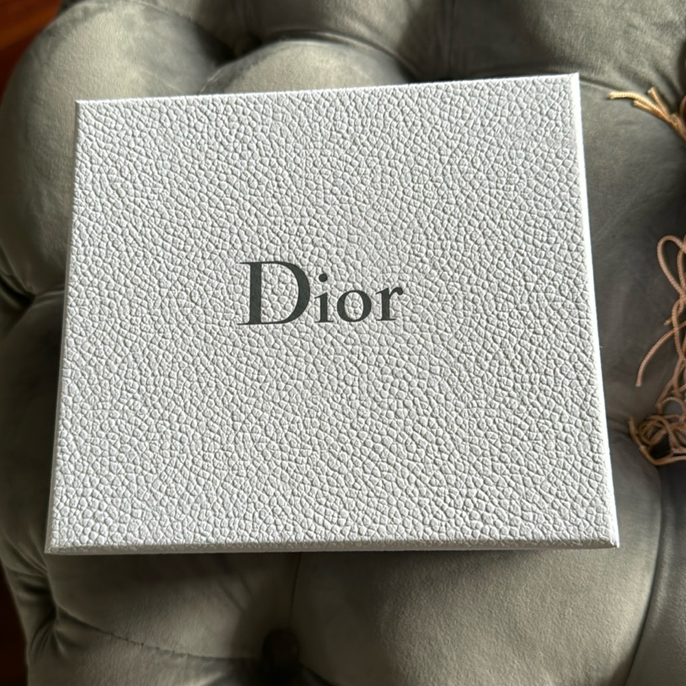 Dior gift box for wallet or belt